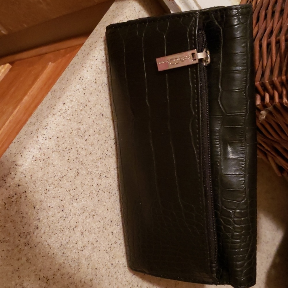 Wallet - Picture 2 of 3